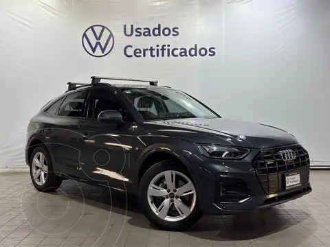 Audi Q5 2.0T Select usado (2023) color Gris financiado en mensualidades(enganche $223,178 mensualidades desde $20,348)