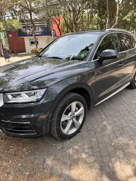 Audi Q5 2.0T Elite usado (2018) color Gris Quarzo precio $525,000