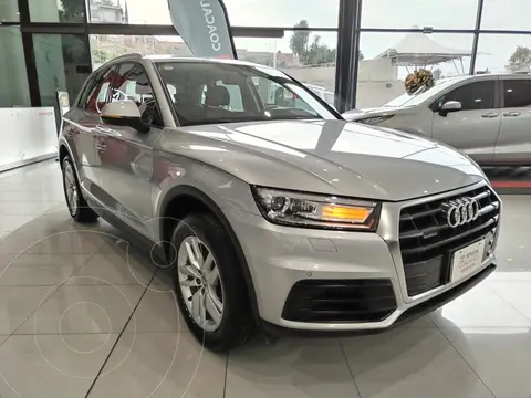 Audi Q5 45 TFSI Select usado (2019) color plateado precio $469,000