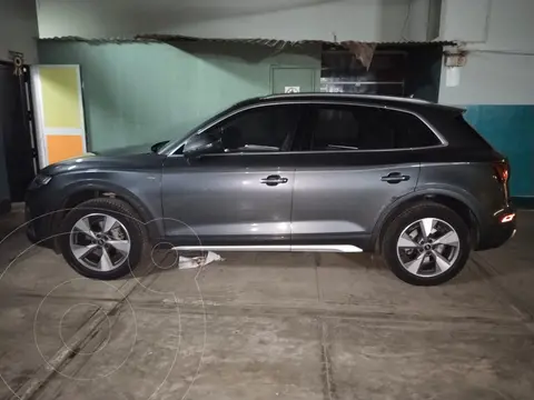 Audi Q5 2.0 T FSI Quattro (225Cv) Tiptronic usado (2023) color Gris Daytona precio u$s50,000