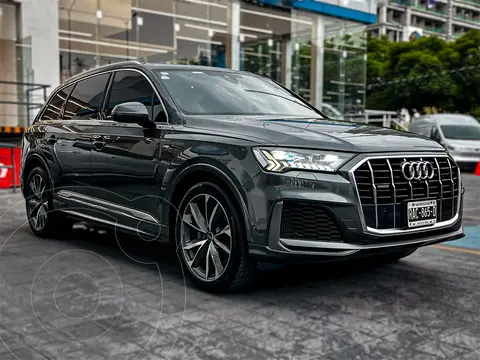 Audi Q7 3.0T S Line usado (2023) color Gris financiado en mensualidades(enganche $359,520 mensualidades desde $23,954)