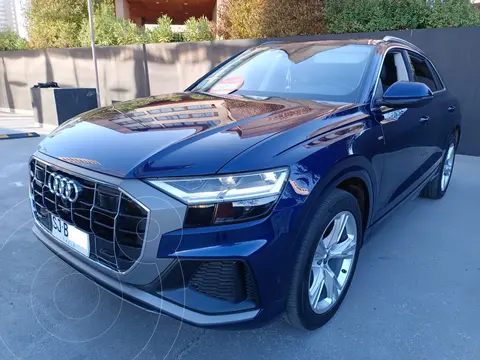 Audi Q8 45 TDi Sport usado (2023) color Azul precio $64.980.000