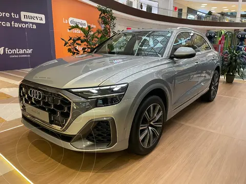 Audi Q8 TFSI quattro S line nuevo color Plata precio $409.900.000