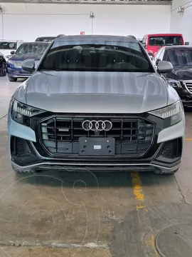 Audi Q8 3.0T S Line usado (2019) color Plata Metalico financiado en mensualidades(enganche $290,000 mensualidades desde $23,600)