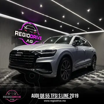 Audi Q8 55 TFSI S Line usado (2019) color Gris Metalico financiado en mensualidades(enganche $315,000 mensualidades desde $22,883)