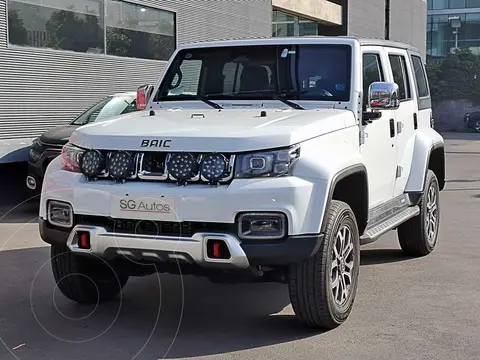 BAIC BJ40 Plus 2.0T Elite usado (2024) color Blanco precio $21.990.000