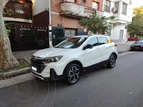 BAIC X55 1.5T CVT Honor usado (2022) color Blanco precio u$s24.000