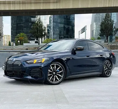 BMW i4 M50 eDrive usado (2025) color Azul financiado en mensualidades(enganche $285,780 mensualidades desde $28,192)