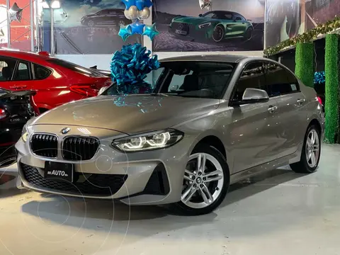 BMW Serie 1 Sedan 118iA M Sport usado (2021) color Bronce financiado en mensualidades(enganche $206,679 mensualidades desde $12,703)