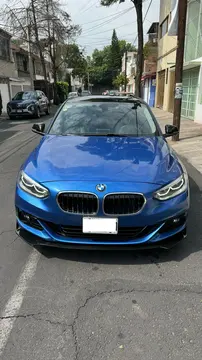 BMW Serie 1 Sedan 120iA Sport Line usado (2019) color Azul precio $419,000