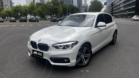 BMW Serie 1 118I SPORTLINE 5 P AUT usado (2019) color Blanco precio u$s28.990