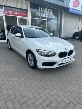 BMW Serie 1 118I ACTIVE 5 P. usado (2017) color Blanco precio u$s26.000