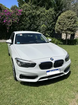 BMW Serie 1 118i Active 5P usado (2017) color Blanco precio u$s29.000