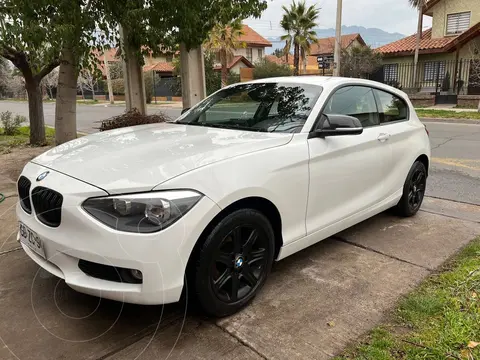 BMW Serie 1 116i 5P usado (2014) color Blanco precio $9.000.000