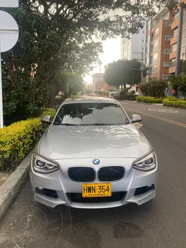 BMW Serie 1 116i 5P Aut usado (2015) color Plata precio $64.900.000