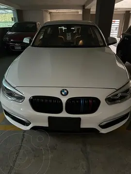 BMW Serie 1 120iA Urban Line usado (2016) color Blanco precio $260,000