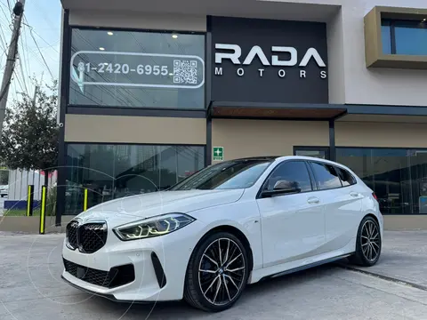 BMW Serie 1 M135i xDrive usado (2023) color Blanco precio $698,000