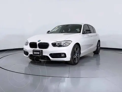 BMW Serie 1 118iA Sport Line usado (2019) color Blanco precio $437,999