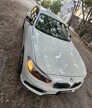 BMW Serie 1 118i Sport Line usado (2018) color Blanco precio $318,000