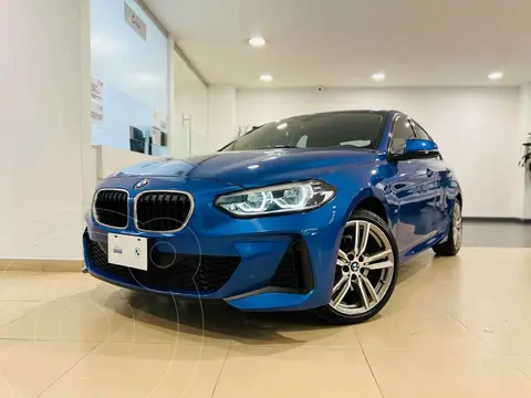 BMW Serie 1 118iA M Sport usado (2021) color Azul financiado en mensualidades(enganche $107,800 mensualidades desde $8,408)