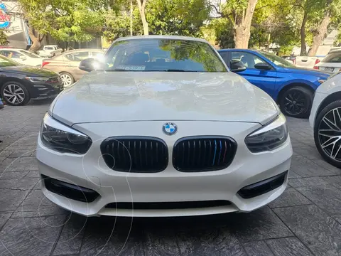 BMW Serie 1 120i usado (2017) color Blanco Mineral financiado en mensualidades(enganche $101,500 mensualidades desde $8,880)