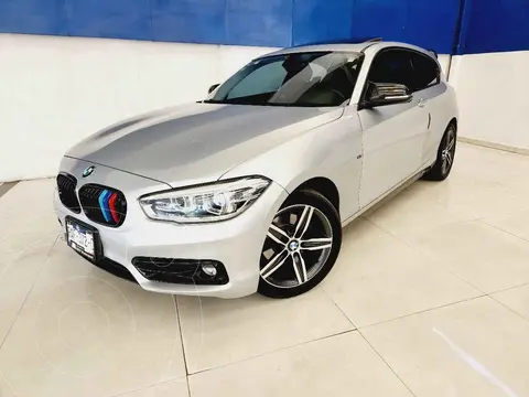 foto BMW Serie 1 3P 120iA Sport Line usado (2017) color Plata precio $369,000
