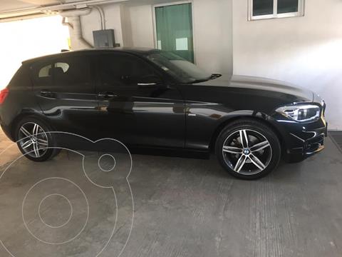 foto BMW Serie 1 120iA Sport Line usado (2017) color Negro Zafiro precio $385,000