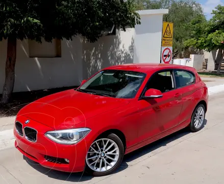 BMW Serie 1 118i usado (2014) color Rojo precio $260,000
