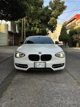 BMW Serie 1 118i Sport Line usado (2014) color Blanco Alpine precio $195,000