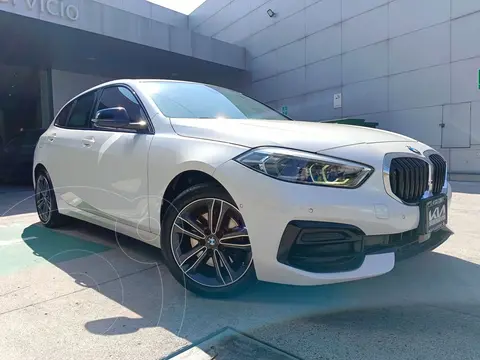 BMW Serie 1 118i usado (2021) color Blanco precio $495,000