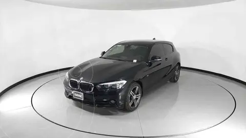 foto BMW Serie 1 3P 118i Sport Line usado (2018) color Negro precio $430,999