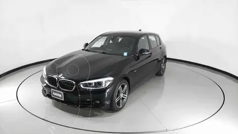 BMW Serie 1 120iA Sport Line usado (2017) color Negro precio $390,999