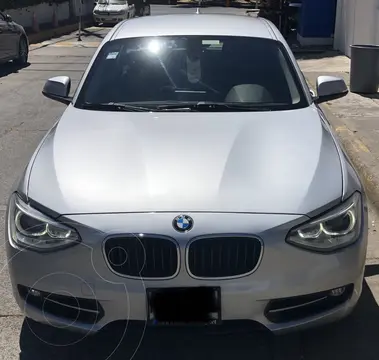 BMW Serie 1 118i Sport Line usado (2015) color Plata precio $262,000