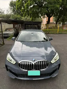 BMW Serie 1 118iA M Sport usado (2021) color Gris precio $400,000