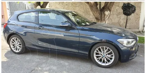 BMW Serie 1 118iA Urban usado (2015) color Azul Medianoche precio $260,000