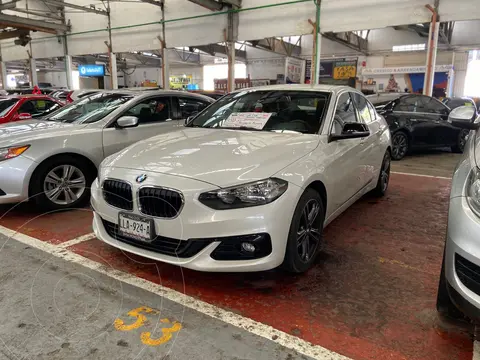 BMW Serie 1 118iA Sport Line usado (2019) color Blanco Mineral financiado en mensualidades(enganche $90,000 mensualidades desde $6,000)