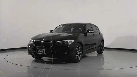 BMW Serie 1 118iA Sport Line usado (2019) color Negro precio $499,999