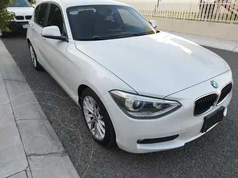 BMW Serie 1 118i usado (2013) color Blanco precio $240,000