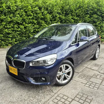 foto BMW Serie 2 Active Tourer 218i usado (2018) color Azul precio $69.900.000