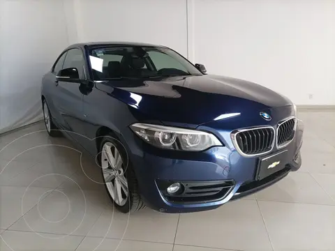 BMW Serie 2 Convertible 220iA Sport Line Aut usado (2018) color Azul precio $499,000