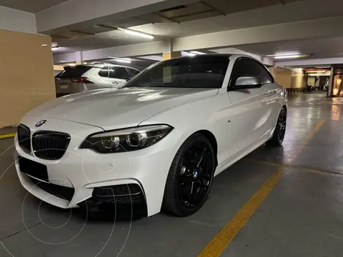 BMW Serie 2 Coupe M240i Paquete M Aut usado (2019) color Blanco precio u$s60.000