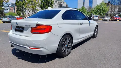 BMW Serie 2 Coupe 220I COUPE  SPORTLINE usado (2018) color Blanco precio u$s40.900