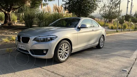 BMW Serie 2 Coupe 220i Aut usado (2019) color Plata precio $22.980.000
