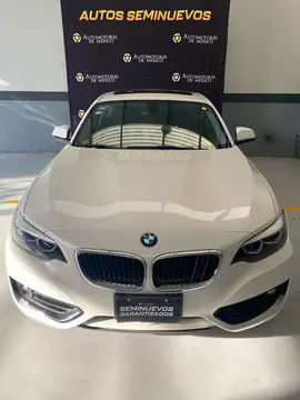 BMW Serie 2 Coupe 220iA Executive Aut usado (2017) color Blanco Mineral financiado en mensualidades(enganche $97,000 mensualidades desde $10,070)