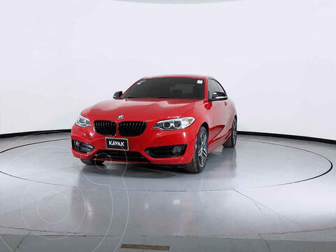 foto BMW Serie 2 Coupé 220iA Sport Line Aut usado (2016) color Negro precio $409,999