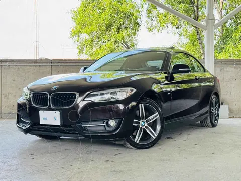 BMW Serie 2 Coupe 220iA Sport Line Aut usado (2017) color Cafe precio $369,000