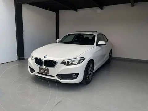 BMW Serie 2 Coupe 220iA Sport Line Aut usado (2019) color Blanco precio $429,000