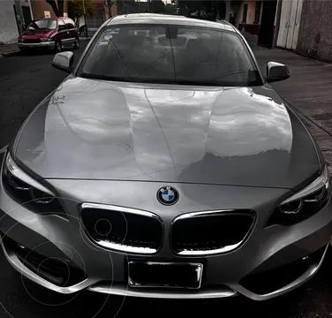 BMW Serie 2 Coupe 220iA Executive Aut usado (2018) color Plata precio $330,000