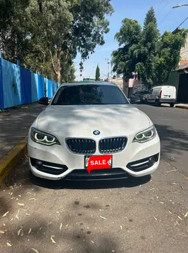 BMW Serie 2 Coupe 220iA Sport Line Aut usado (2016) color Blanco Alpine precio $310,000