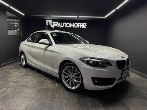 BMW Serie 2 Coupe 220iA Executive Aut usado (2018) color Blanco Alpine precio $335,000